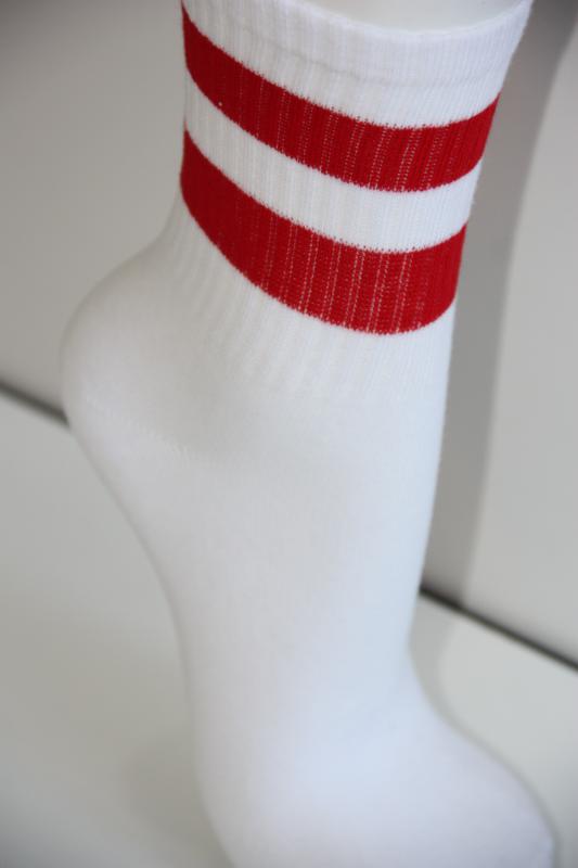 Women’s 2-Pack Sports Colorful Striped Tennis Socks Medium Cuff