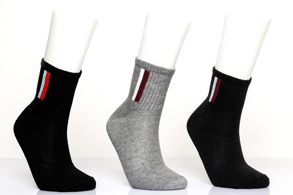 Two Color Lines On Leg Mens Quarter Socks