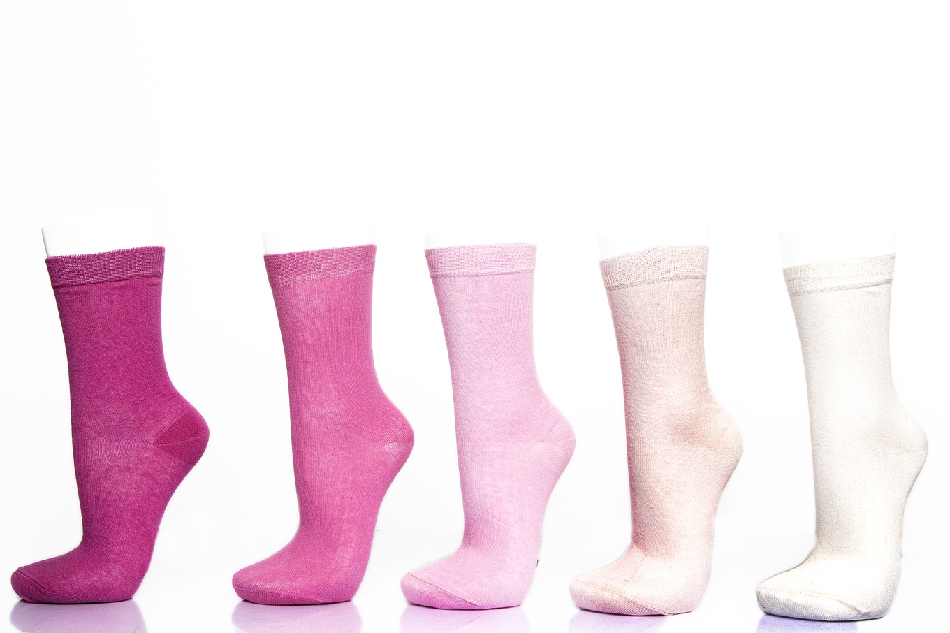 Düz Renk Pembe Seri Kadın Soket Çorap